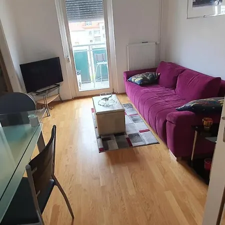 Penzion In - Welcome To Delas Rentals, Your Comfort Is Our Priority Štýrský Hradec